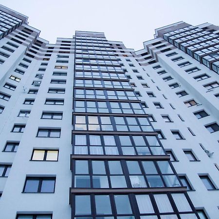 Уютная Квартира В Новом Доме Недалеко От Центра Minsk Exterior foto